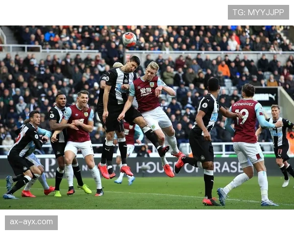 英超比赛回顾:近期赛事走势清晰,多队表现稳健