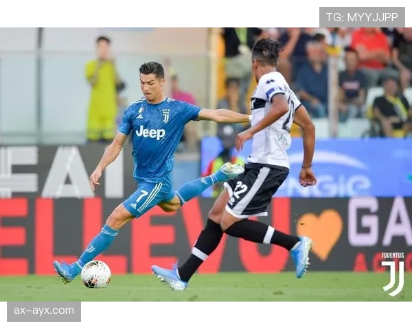 梅塔·世界和平无球跑动提升防守强度拉开空间差距